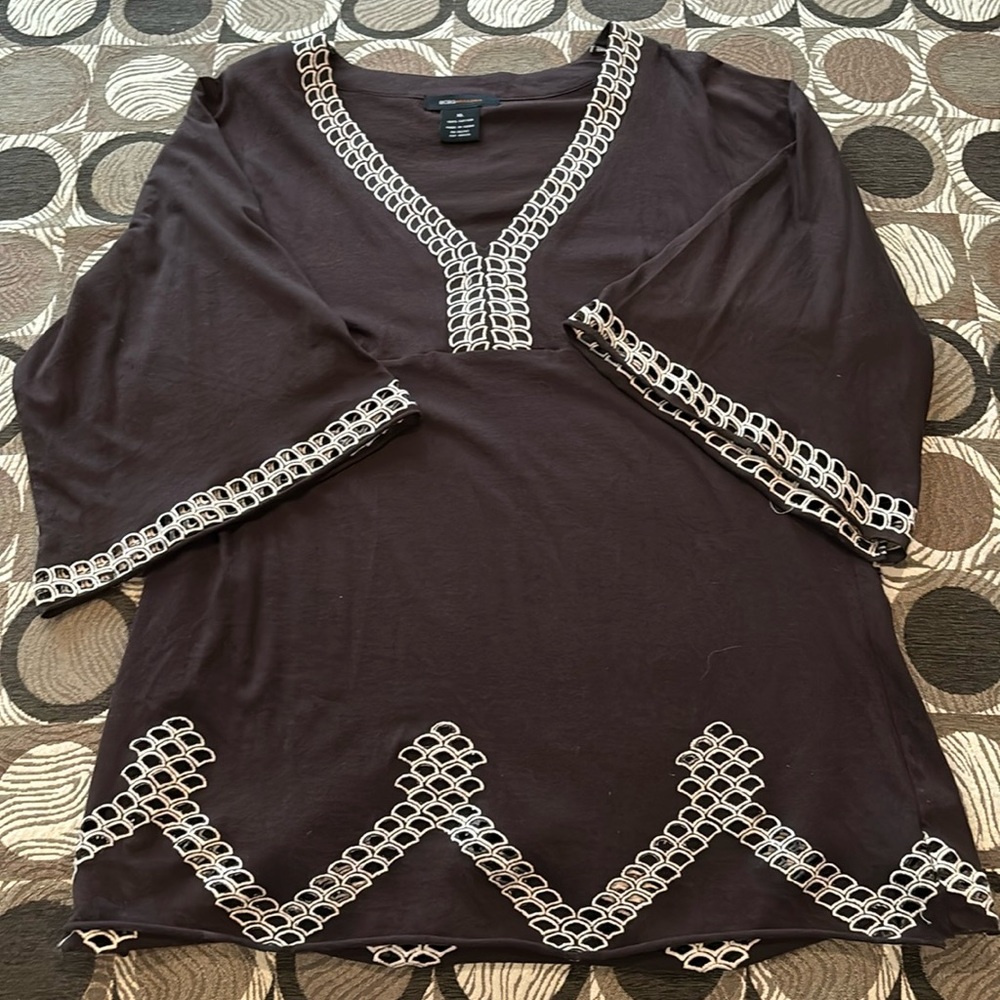 BCBG Maxazria women’s shirt‎ XL